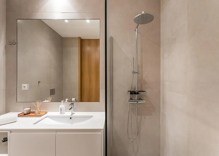 Daire Guestready - Porto By The Bridge